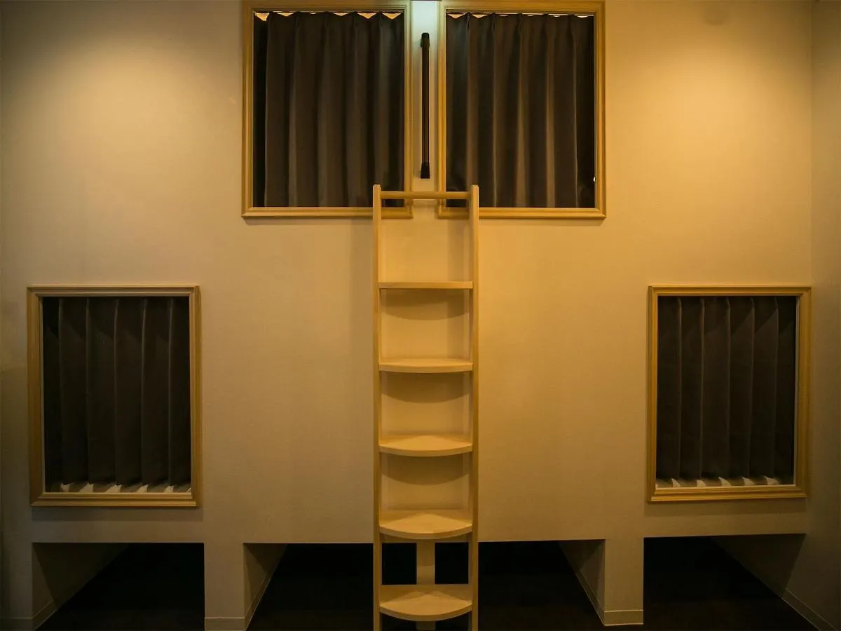 The Micro Museum Hostel Aoyama Tokyo